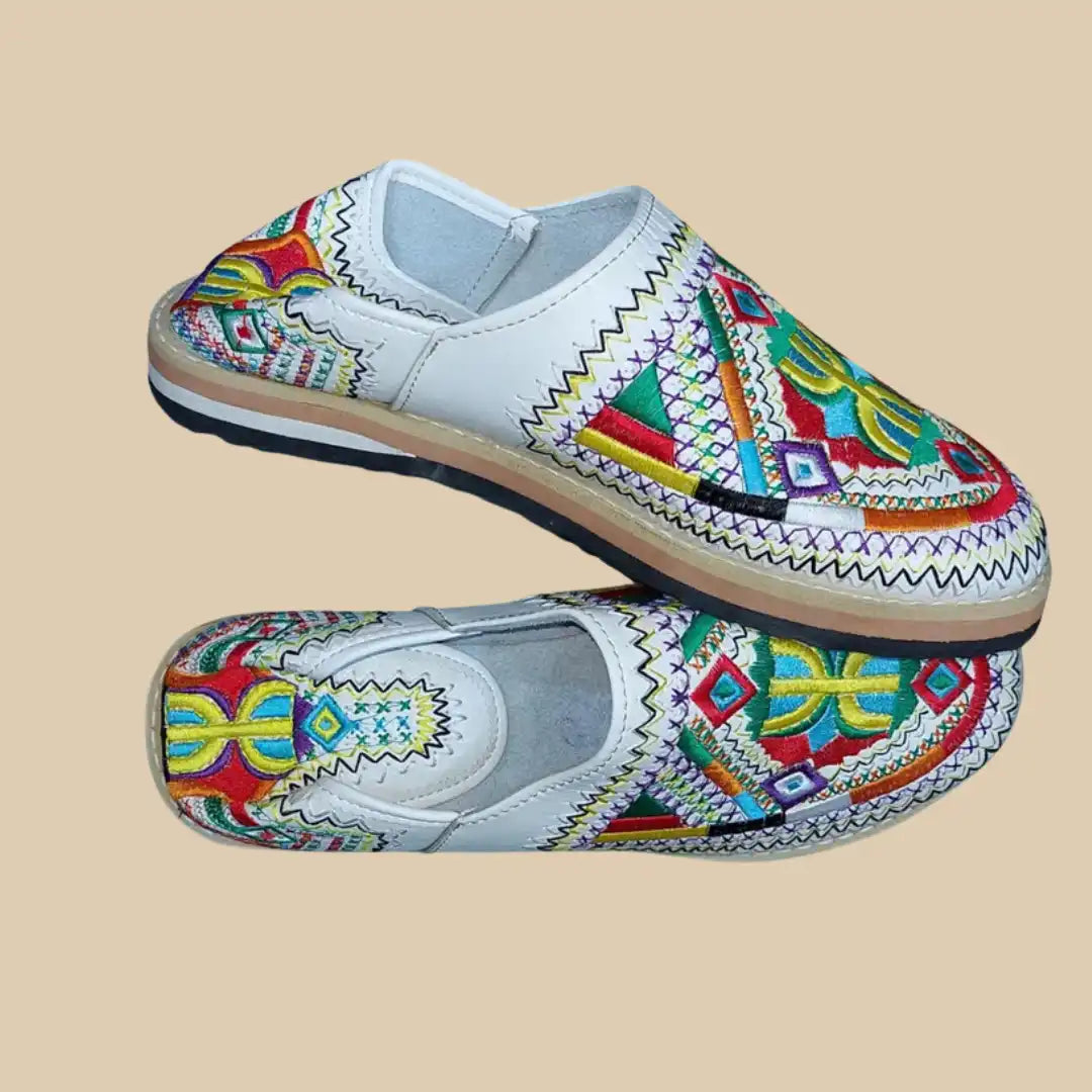 amazighshoecraft™ – Babouche brodée artisanale